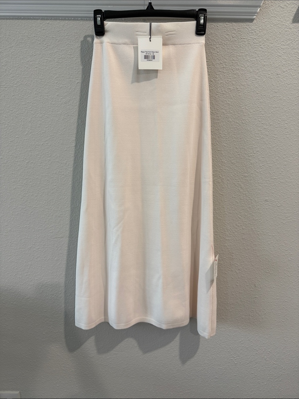 Women’s Cream Knit Midi Skirt